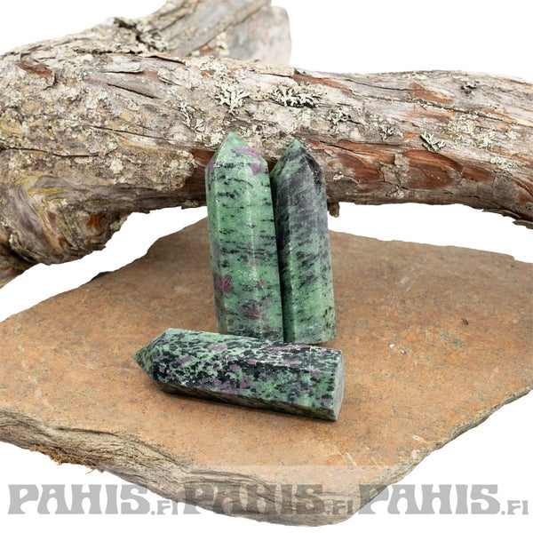 Rubiinizoisiitti -torni